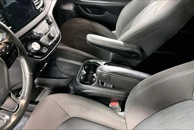 2020 Chrysler Pacifica Touring