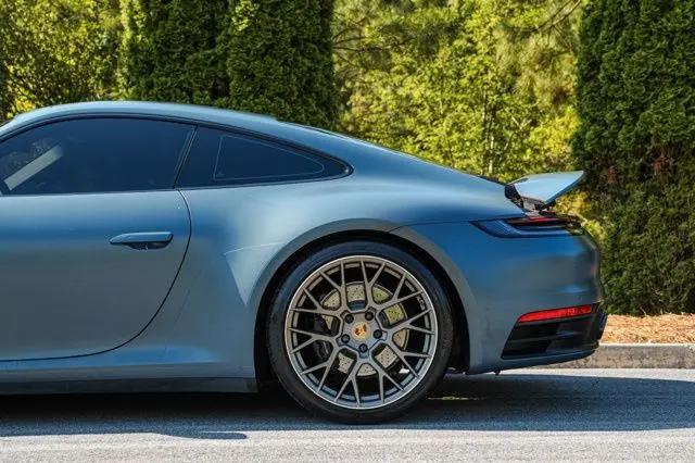 2020 Porsche 911 Carrera 4S
