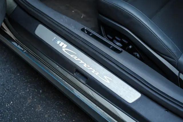2020 Porsche 911 Carrera 4S
