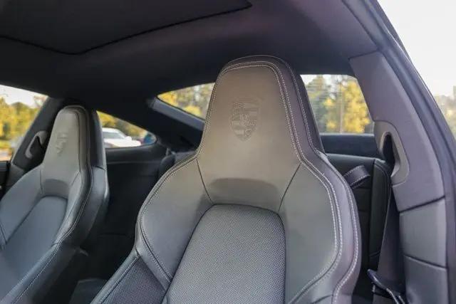 2020 Porsche 911 Carrera 4S