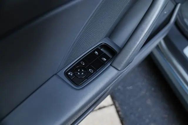 2020 Porsche 911 Carrera 4S