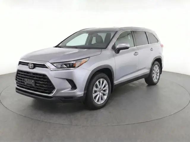 2025 Toyota Grand Highlander XLE
