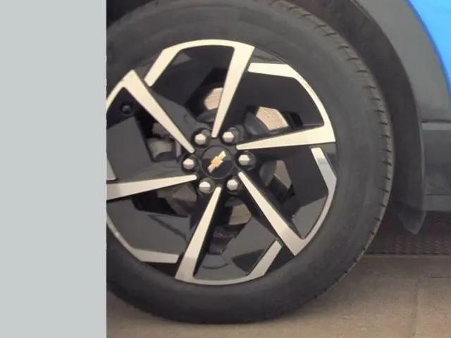 2025 Chevrolet Equinox LT 1