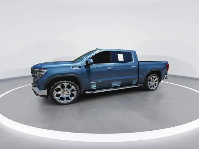 2024 GMC Sierra 1500 4WD Crew Cab Short Box SLT