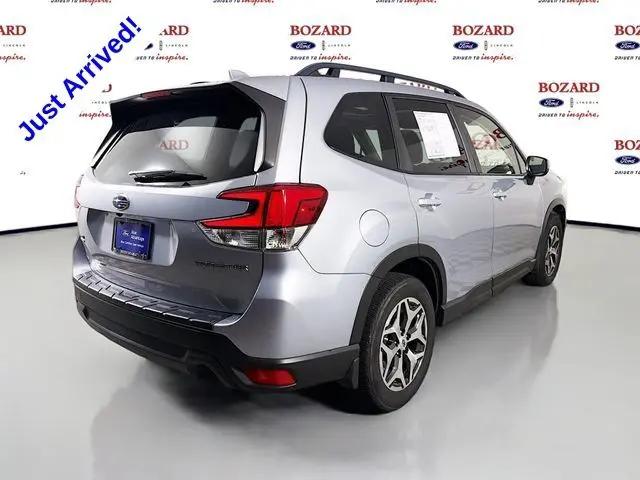 2023 Subaru Forester Premium