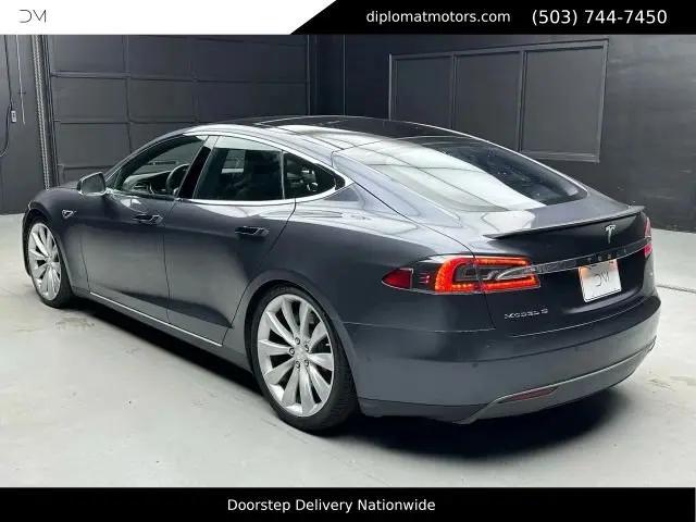 2015 Tesla Model S 85D