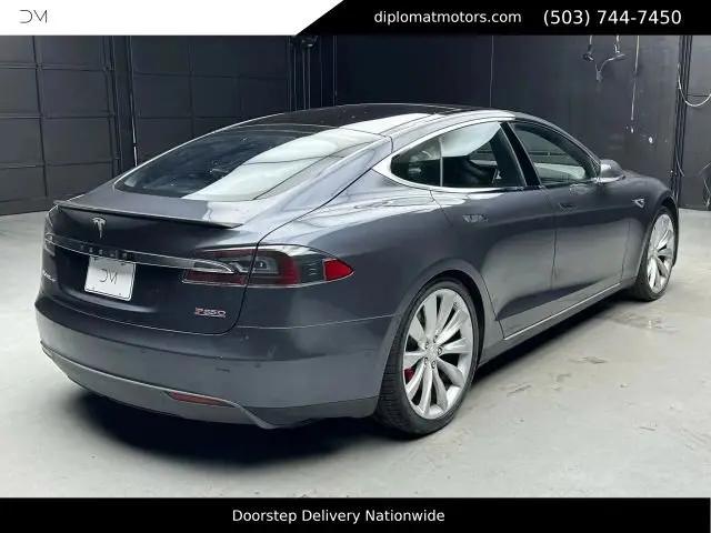 2015 Tesla Model S 85D