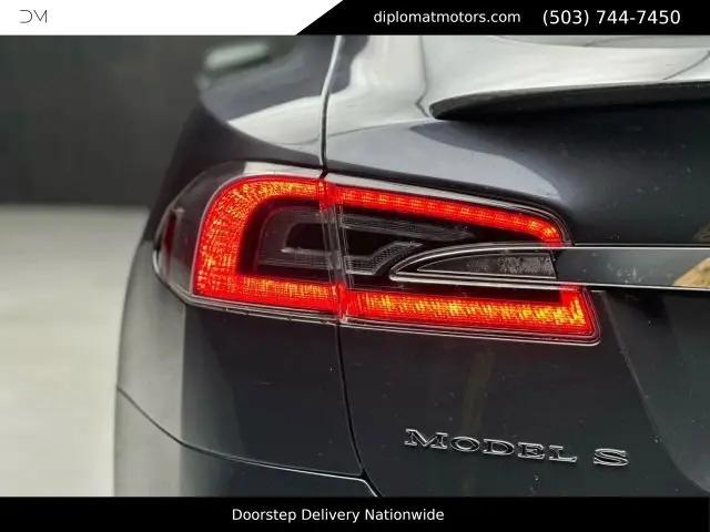 2015 Tesla Model S 85D