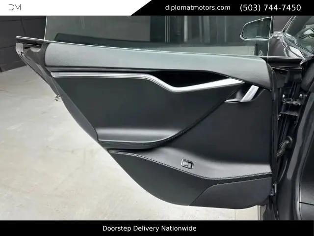 2015 Tesla Model S 85D