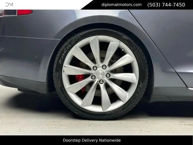2015 Tesla Model S 85D