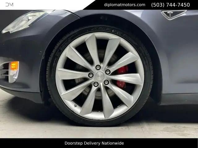 2015 Tesla Model S 85D