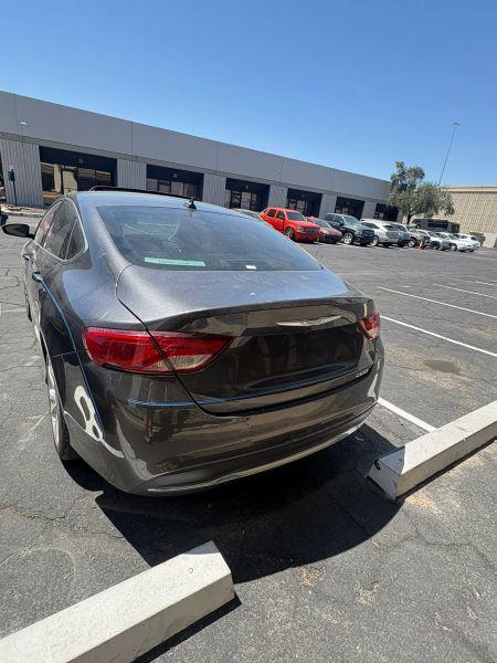 2016 Chrysler 200 Limited