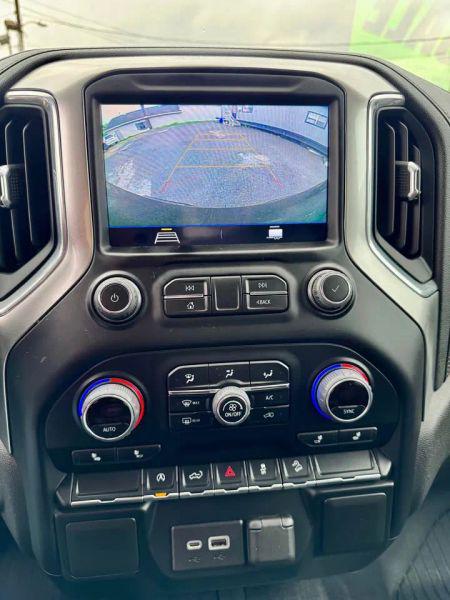 2021 Chevrolet Silverado 1500 4WD Crew Cab Short Bed RST