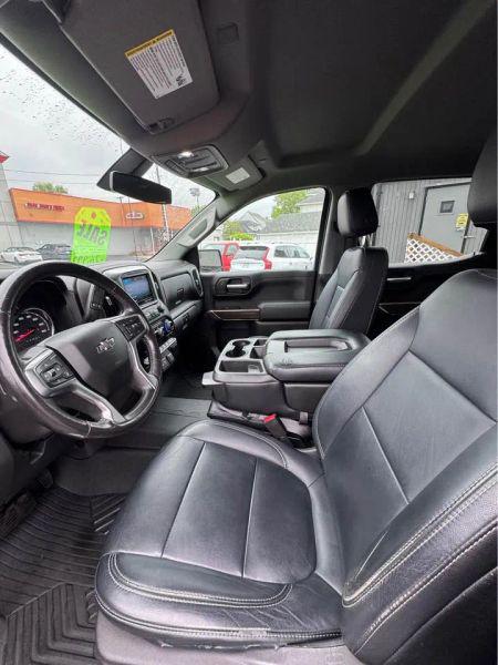 2021 Chevrolet Silverado 1500 4WD Crew Cab Short Bed RST