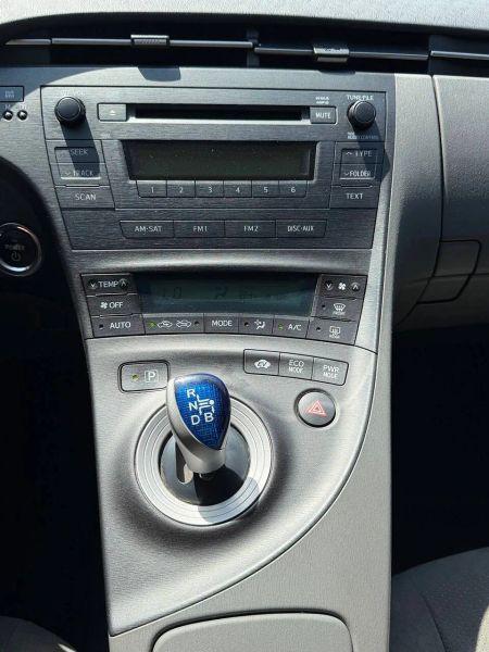 2010 Toyota Prius I