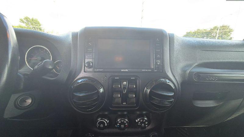 2017 Jeep Wrangler Unlimited Smoky Mountain 4x4