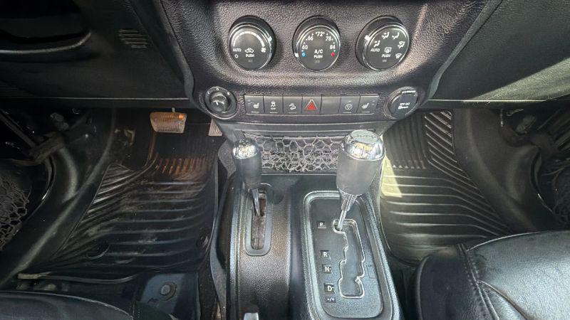 2017 Jeep Wrangler Unlimited Smoky Mountain 4x4