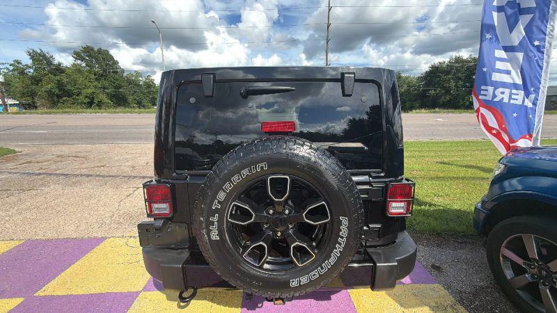 2017 Jeep Wrangler Unlimited Smoky Mountain 4x4