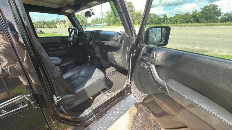 2017 Jeep Wrangler Unlimited Smoky Mountain 4x4