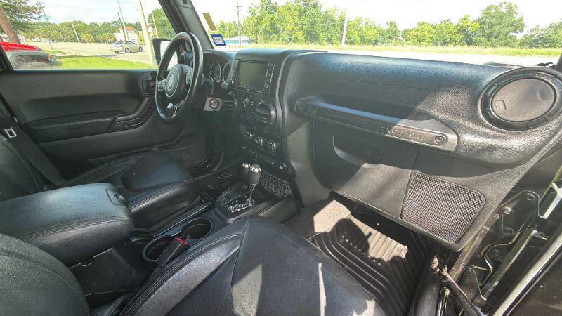 2017 Jeep Wrangler Unlimited Smoky Mountain 4x4