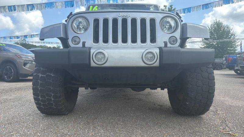 2016 Jeep Wrangler Unlimited Sahara