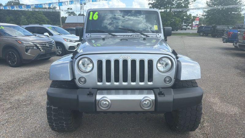 2016 Jeep Wrangler Unlimited Sahara
