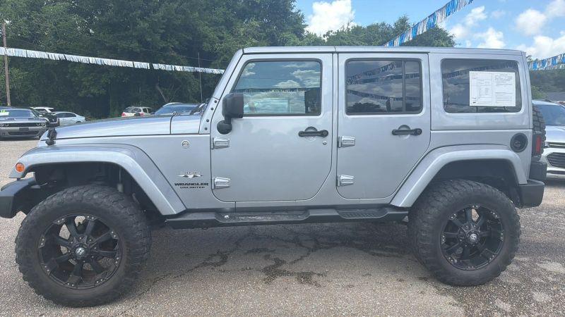 2016 Jeep Wrangler Unlimited Sahara