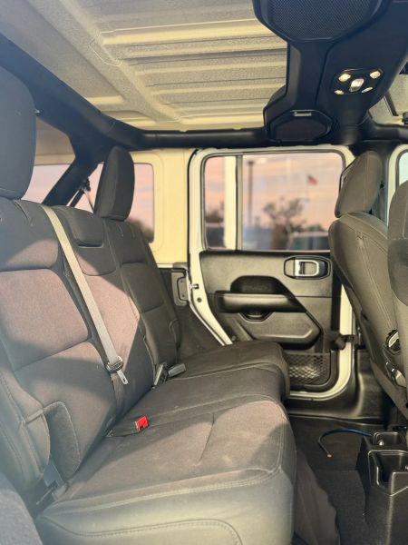 2019 Jeep Wrangler Unlimited Sahara 4x4