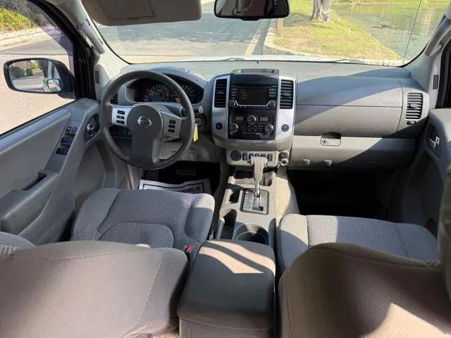 2017 Nissan Frontier SV