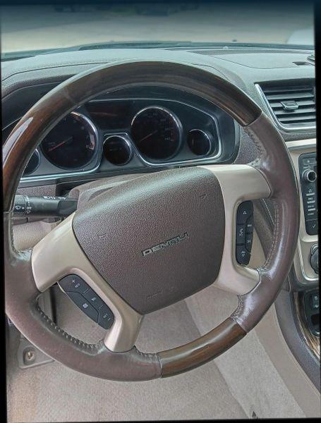 2014 GMC Acadia Denali