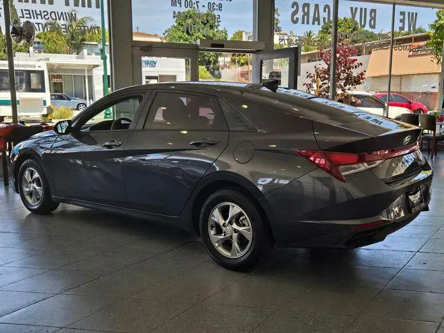2021 Hyundai Elantra SE