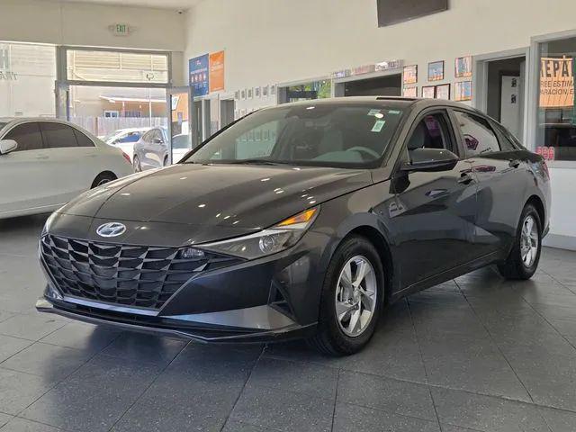 2021 Hyundai Elantra SE