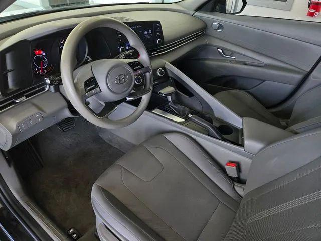 2021 Hyundai Elantra SE