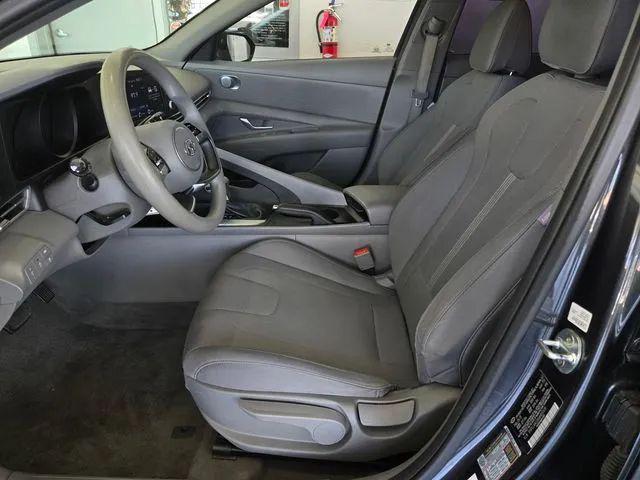 2021 Hyundai Elantra SE