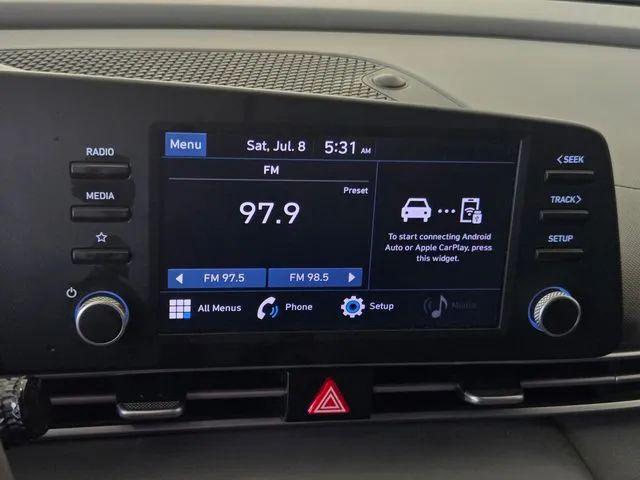 2021 Hyundai Elantra SE