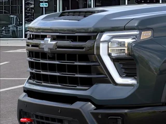 2026 Chevrolet Silverado 2500HD Crew Cab, Standard Bed, LT, 4WD