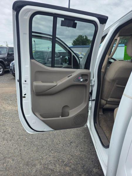 2013 Nissan Frontier SV