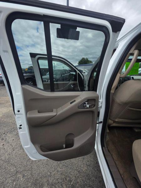 2013 Nissan Frontier SV