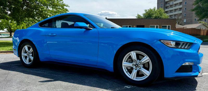 2017 Ford Mustang V6