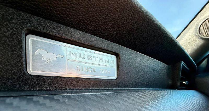 2017 Ford Mustang V6