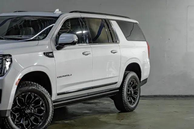 2021 GMC Yukon XL 4WD Denali