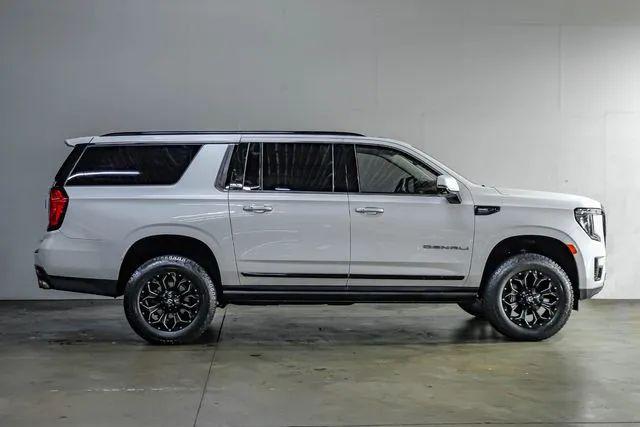 2021 GMC Yukon XL 4WD Denali