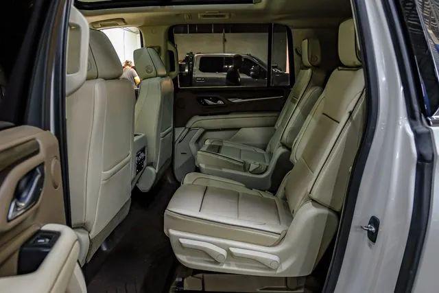 2021 GMC Yukon XL 4WD Denali