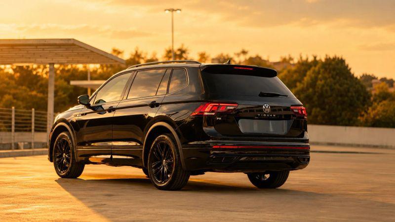 2022 Volkswagen Tiguan 2.0T SE R-Line Black