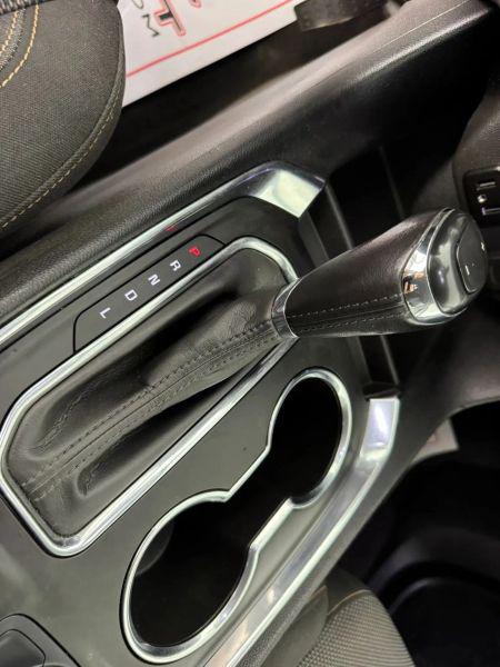 2020 Chevrolet Traverse AWD LT Cloth