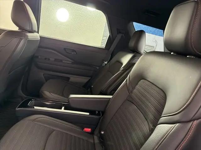 2025 Nissan Pathfinder Rock Creek 4WD