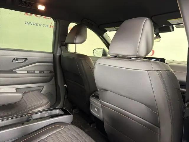 2025 Nissan Pathfinder Rock Creek 4WD
