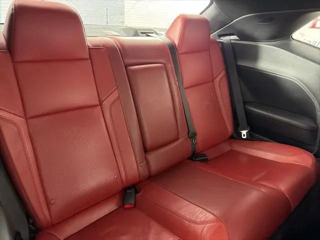 2016 Dodge Challenger R/T Plus