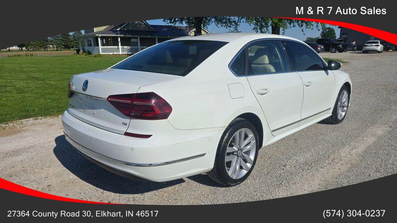 2017 Volkswagen Passat 1.8T SE