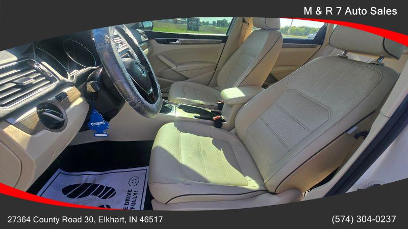 2017 Volkswagen Passat 1.8T SE